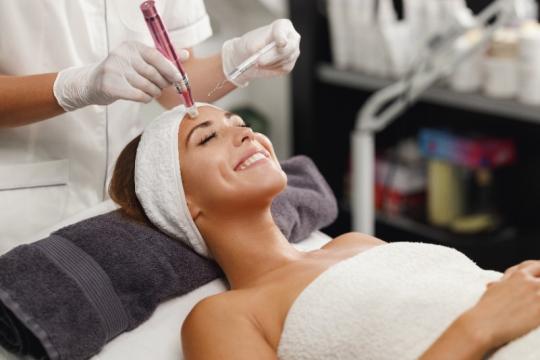 séance de Microneedling
